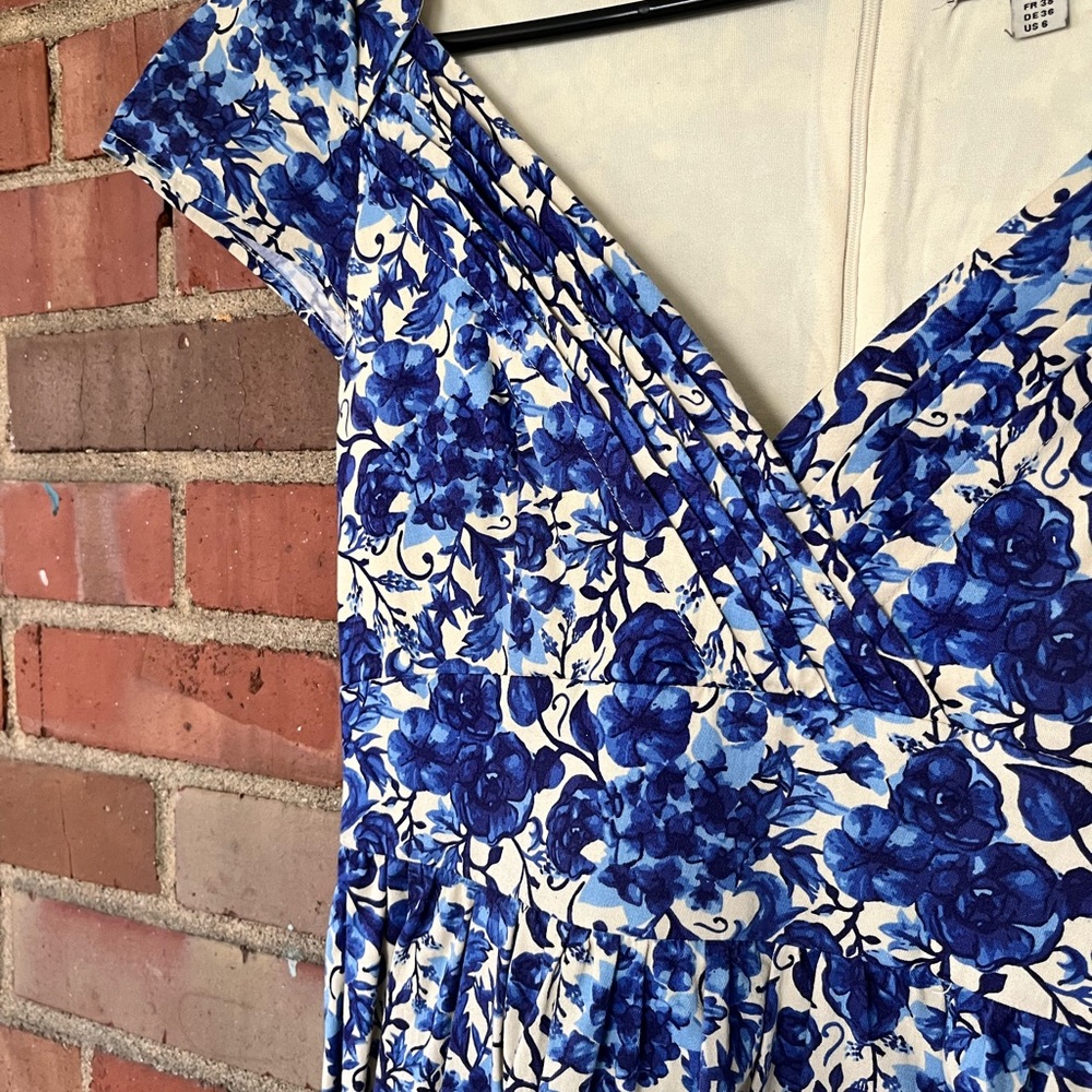 Floral Blue and White Women's Dress